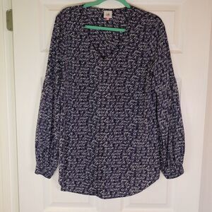 CAbi Te Amo Love Script Blouse Navy Blue Balloon Bishop Sleeve Style 5336 Size L